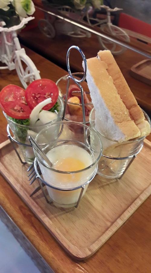 Sincere Hostel Bar And Bistro Ko Lanta المظهر الخارجي الصورة